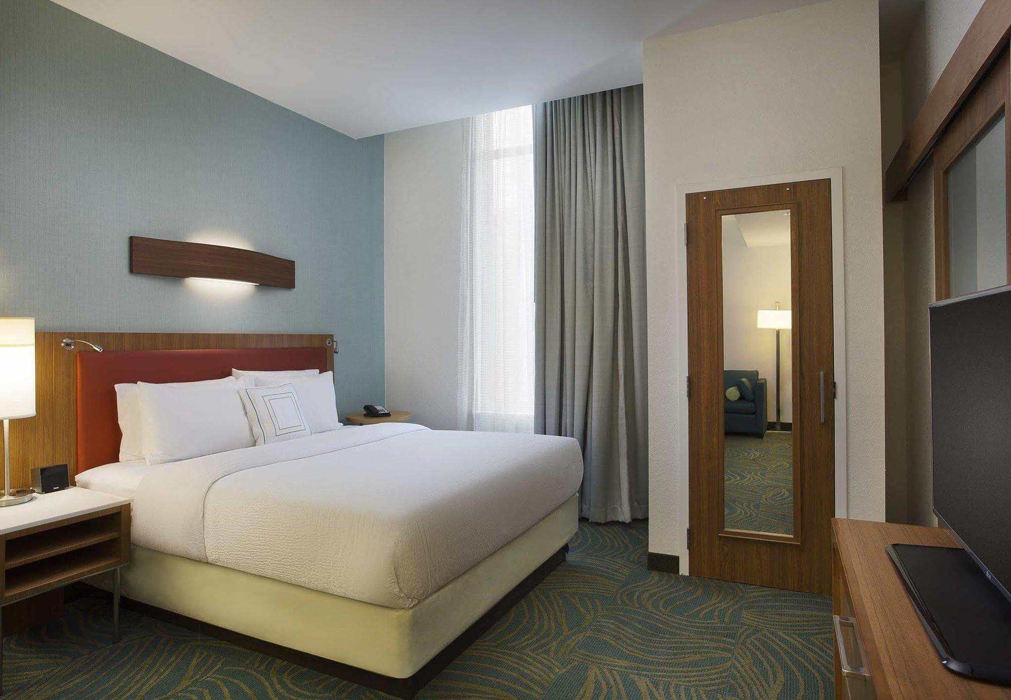 Springhill Suites By Marriott Houston Downtown/Convention Center Экстерьер фото